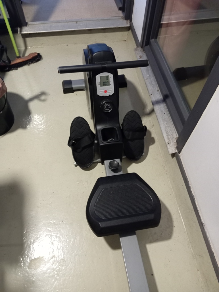 Rameur d'int�rieur avec �cran de contr�le 120 Montpellier (34)