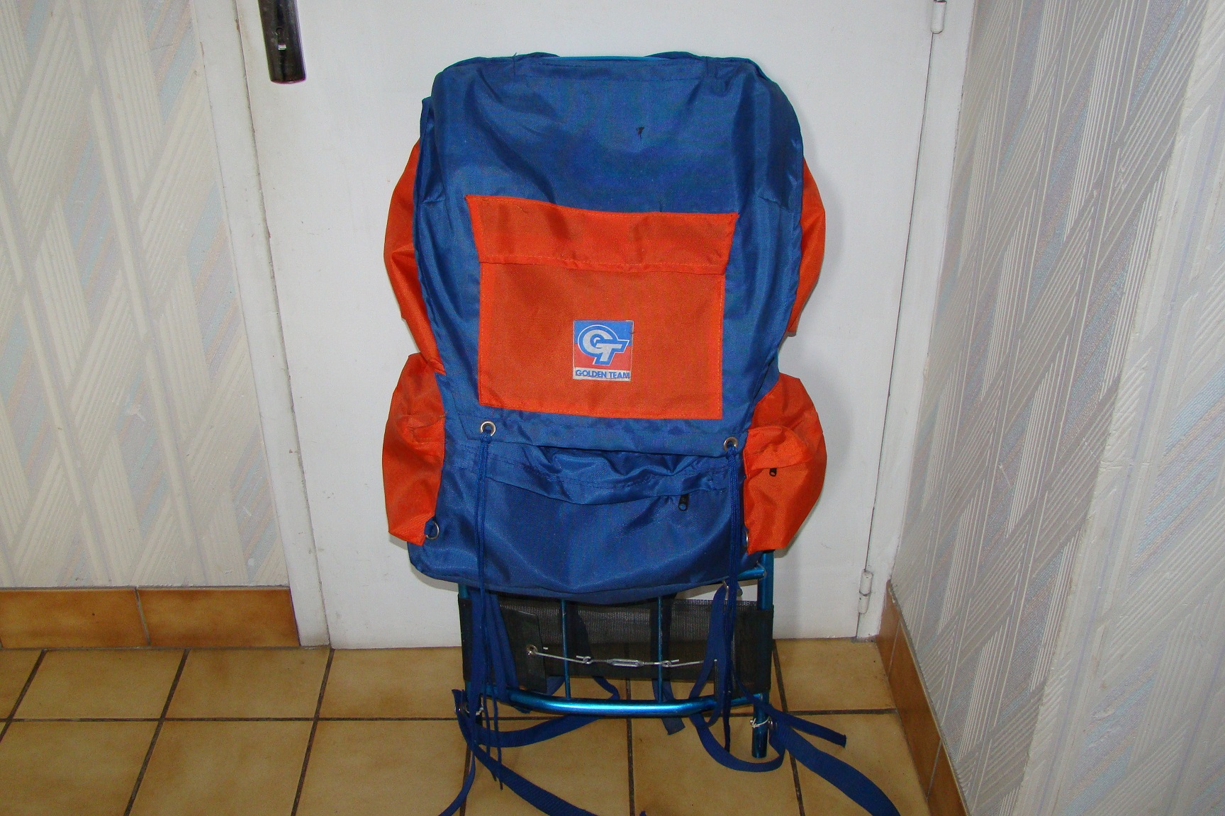 Sac � dos de randonn�e  Golden Team vintage ann�es 1970  
40 Gargenville (78)