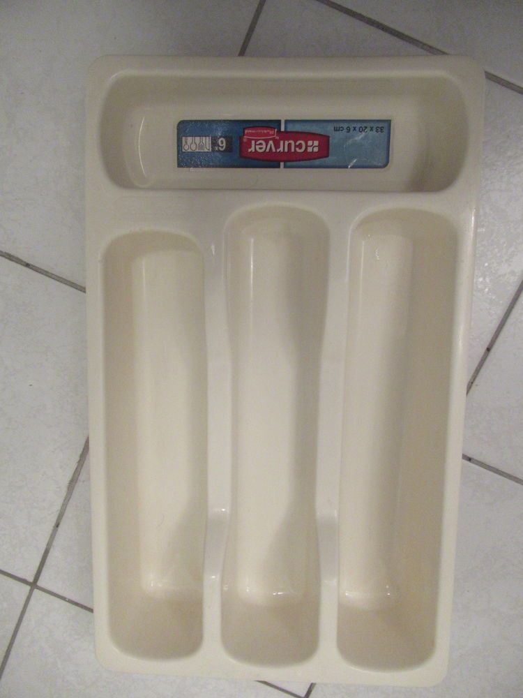 Range couvert - Neuf 0 Aubi�re (63)