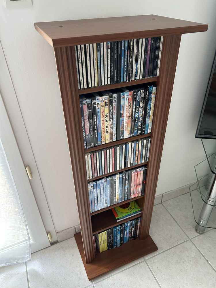 range cd/ dvd 30 Les Essarts (85)