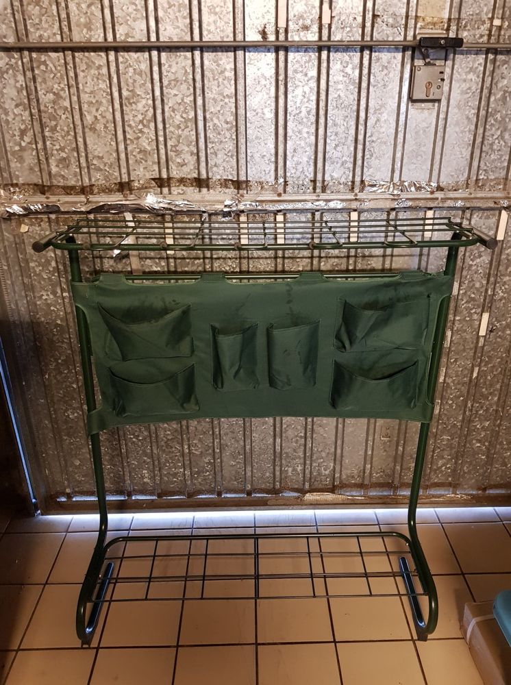 RANGEMENT JARDINAGE/OUTILS 7 M�zi�res-sur-Seine (78)