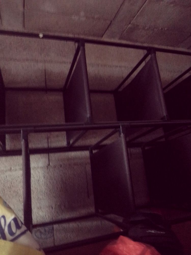 2 rangements de linges ou chaussures+ dehanbulateur +chais
80 Montpellier (34)