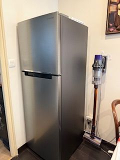 A St Rapha�l R�frig�rateur de 2023 dispo vers 20 juin 350 Saint-Rapha�l (83)