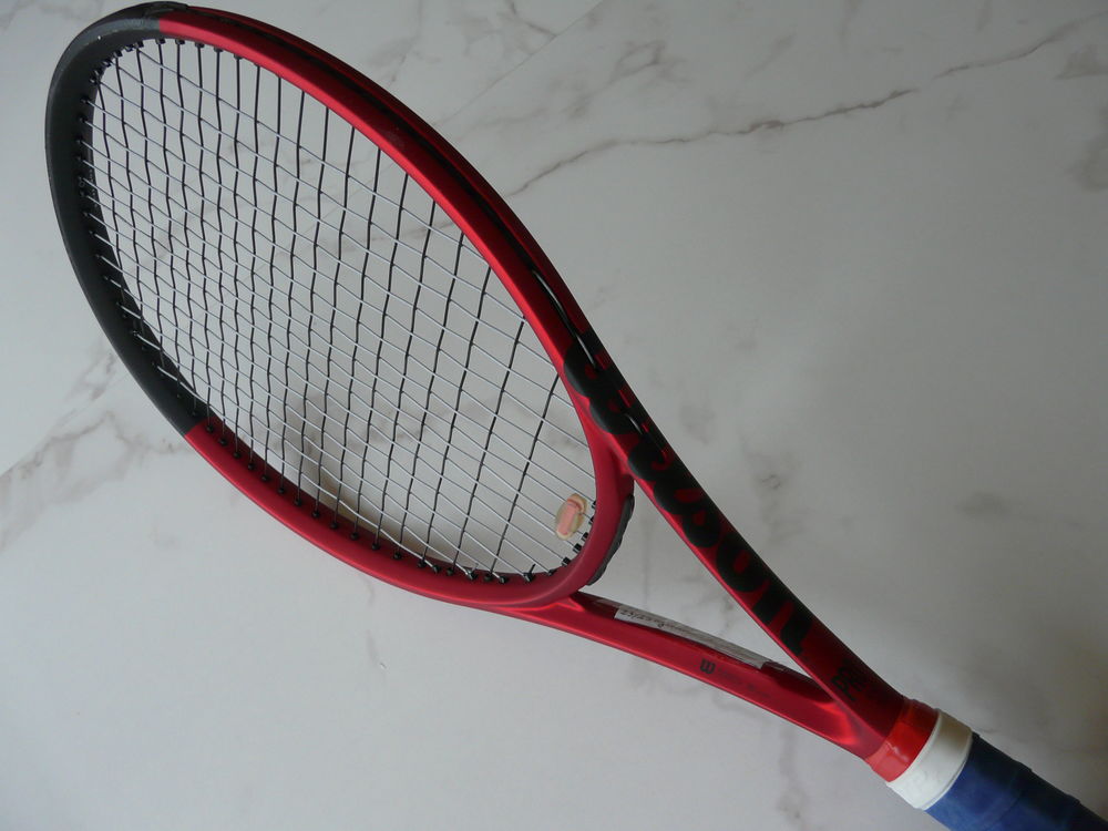 Raquette NEUVE de Comp�tition WILSON CLASH PRO V2 16/20c T3 100 Le Plessis-Tr�vise (94)