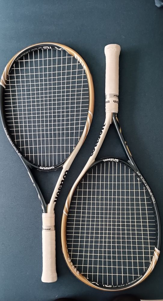 2 raquettes de tennis Wilson 100 Aureilhan (40)