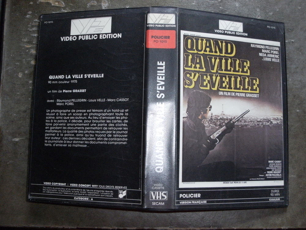 Rare film :   Quand la ville s'eveille    40 Saint-M�dard-en-Jalles (33)