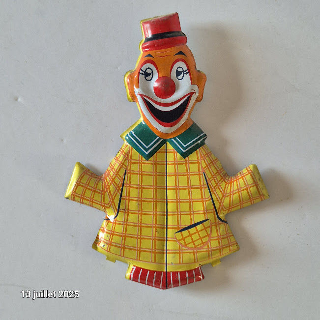 Rare, Jeux , jouet des pays de l'Est, clown en m�tal blanc 5 Saumur (49)