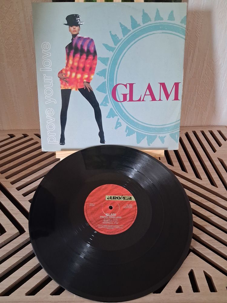 RARE MAXI SINGLE Glam 
Prove Your Love
9 Blanquefort (33)
