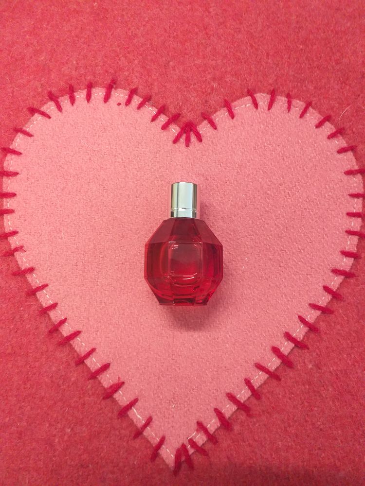 rare miniature de parfum Flowerbomb Ruby Orchid 7 Cavaillon (84)