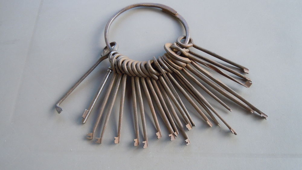 Rares 22 anciens passes partout ou rossignols pour D�co
45 Sanguinet (40)