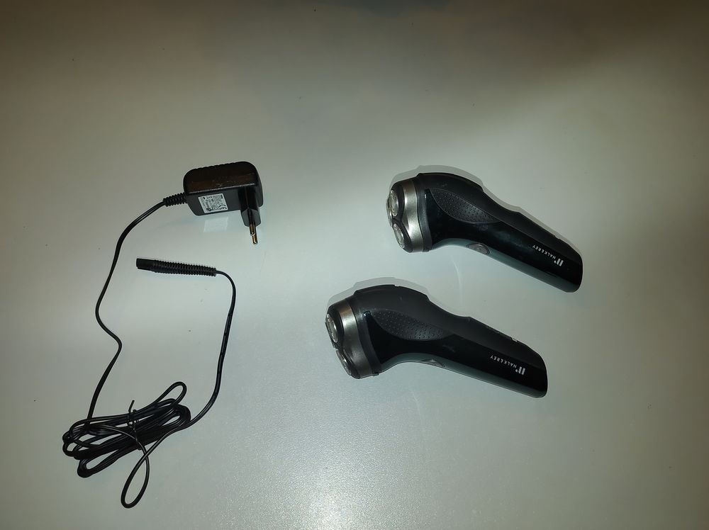 Rasoir �lectrique Bleu canard NALK AND REY 60 Eurville-Bienville (52)