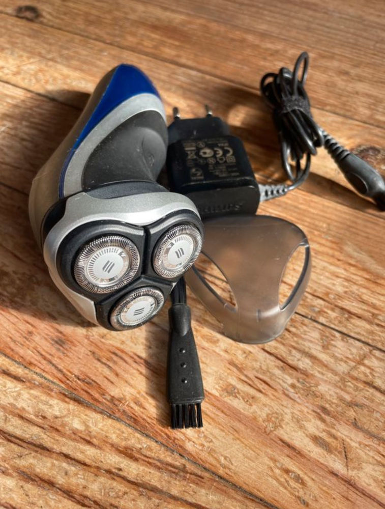 Rasoir �lectrique Philips Powertouch PT735 30 Le Pont-de-Claix (38)