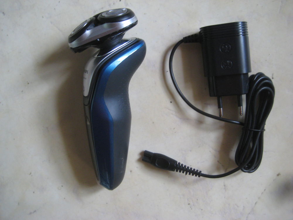 rasoir rechargeable Philips �tanche. 30 P�ronnas (01)
