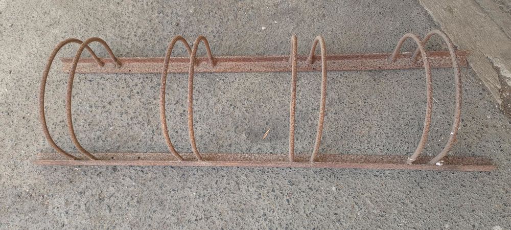 R�TELIER POUR 4 VELOS 20 Poitiers (86)