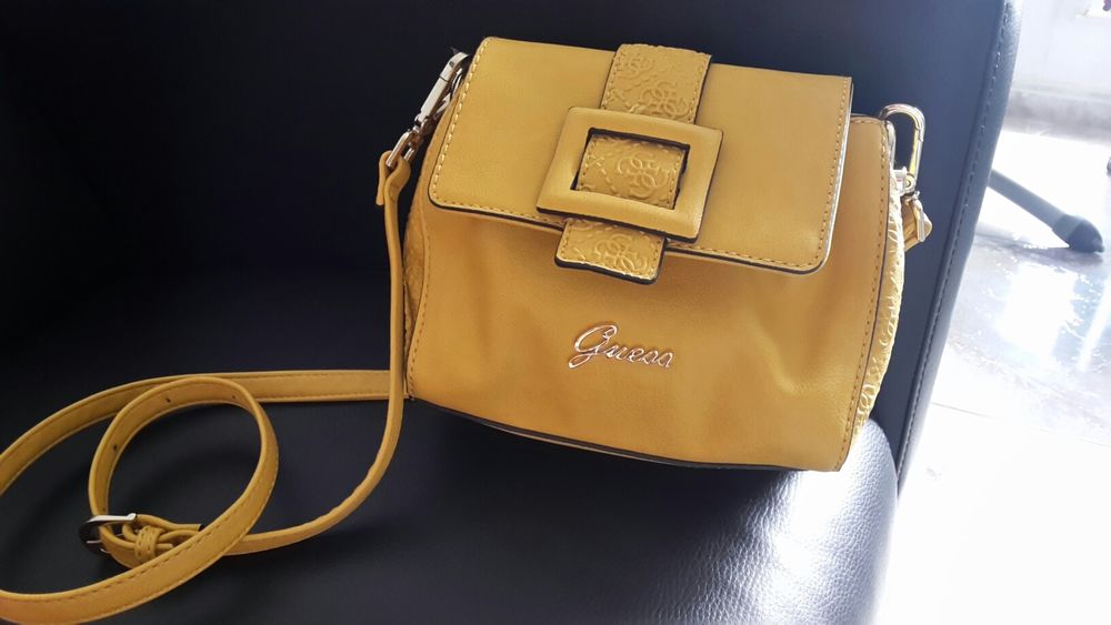 RAVISSANT PETIT GUESS JAUNE 20 Perpignan (66)