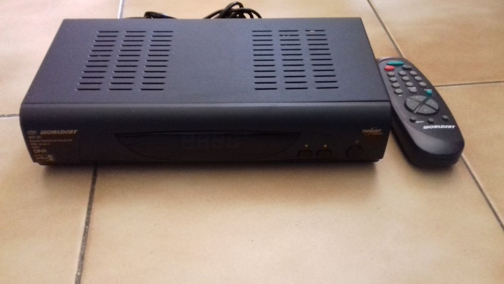 R�cepteur satellite WORLDSAT  WDS-55
40 Sept�mes-les-Vallons (13)