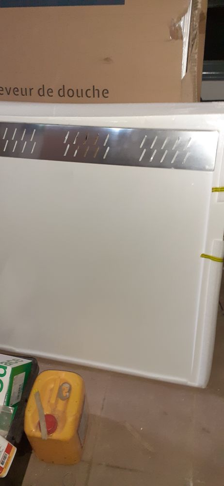 receveur de DOUCHE 90x90 cause double emploi . 140 Saint-Paul-l�s-Dax (40)