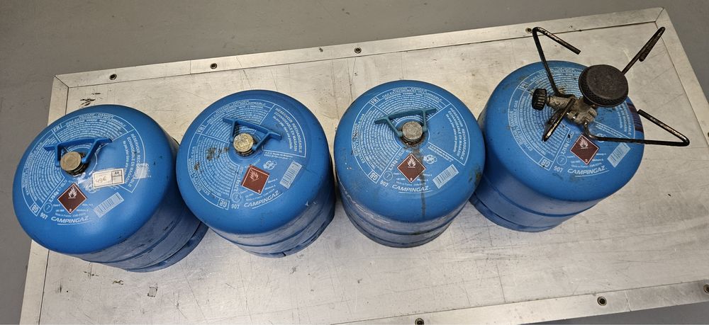 Lot 4 recharges CAMPINGAZ 907 40 Amiens (80)