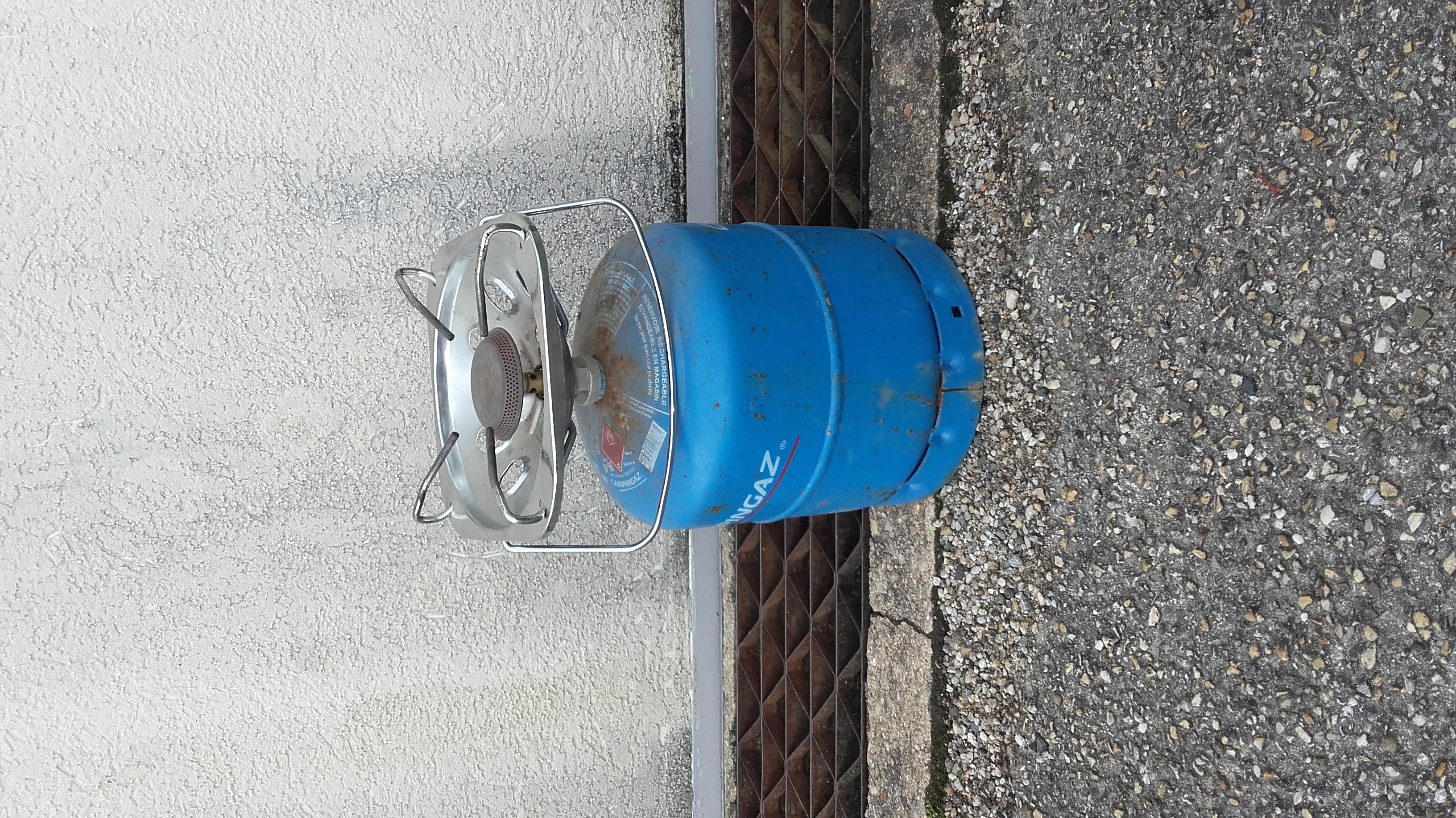 r�chaud 50 B�g�-le-Ch�tel (01)