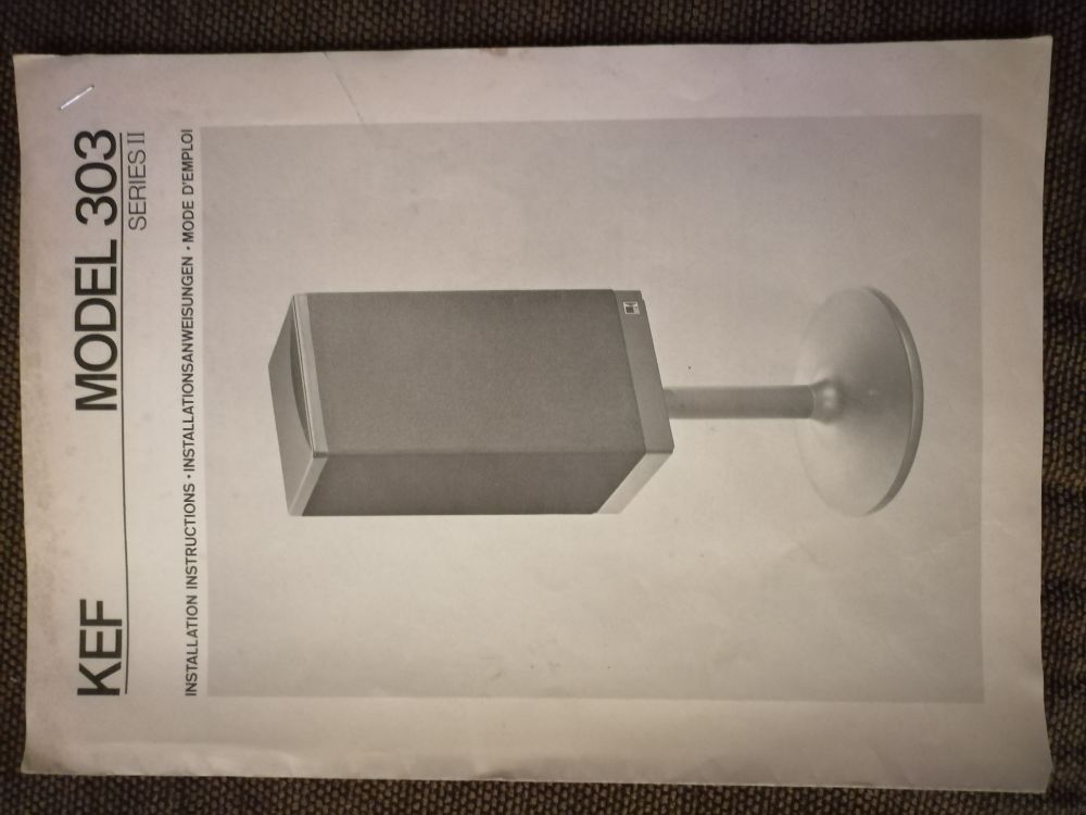 Recherche de 2 pieds d enceinte KEF MODEL 303 S�RIE II 100 Rouen (76)