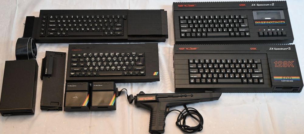 Recherche pour collection vieux ordinateurs ann�es 80 0 Les Sables-d'Olonne (85)