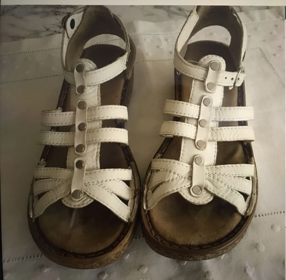 Recherche sandales blanches RIEKER 37 0 Caluire-et-Cuire (69)