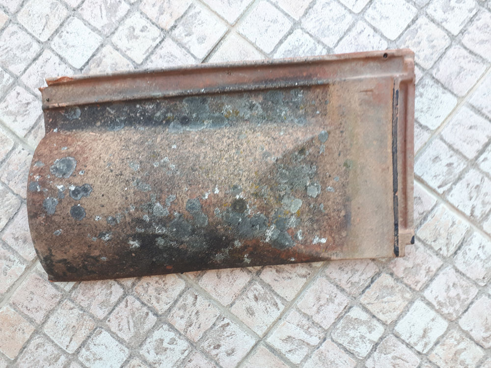 Recherche tuiles Roman�e Lambert 0 Blanzy (71)