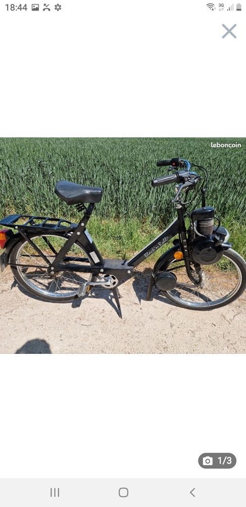 recherche un  velo solex 49 cm3  3800 a renover 250 Meulan (78)