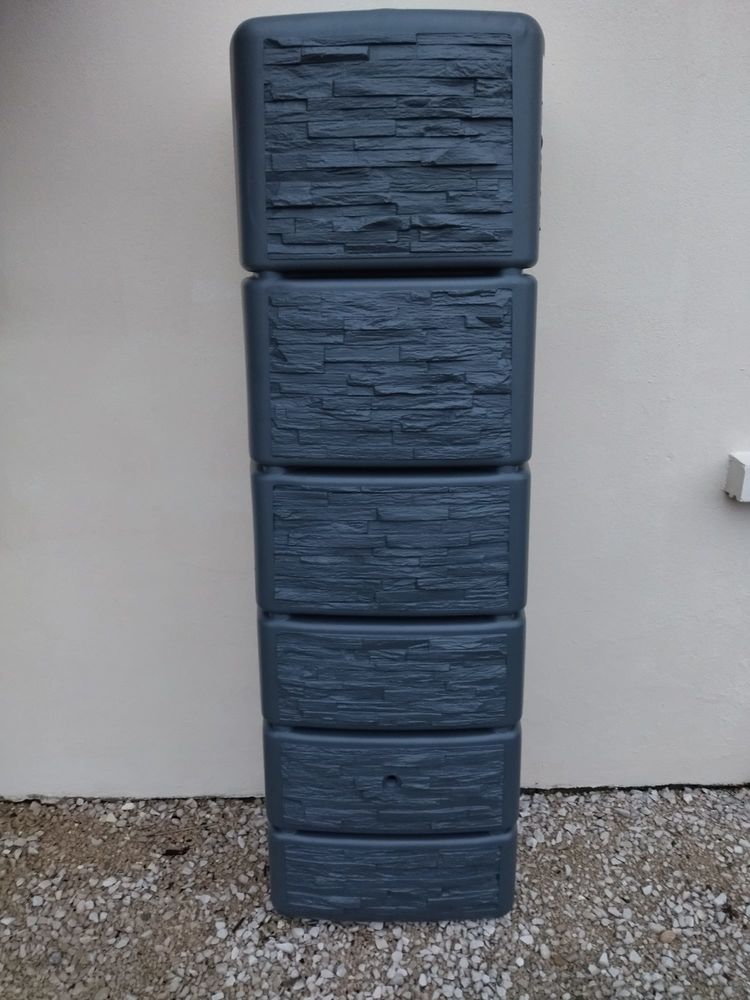 R�cup�rateur d eau de pluie neuf 330 l 65 Le Miroir (71)