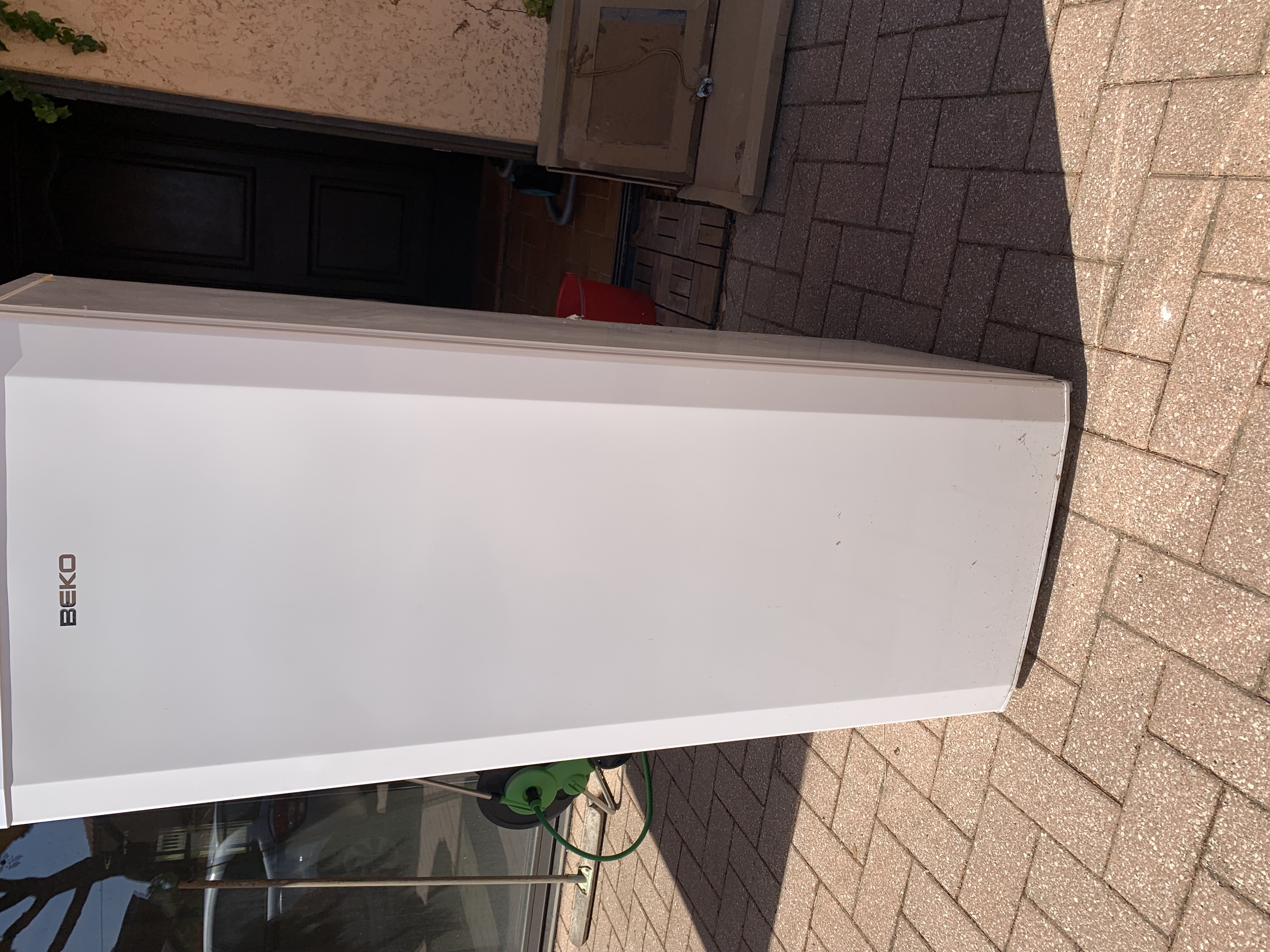 R�frig�rateur BEKO 252L 100 Hy�res (83)