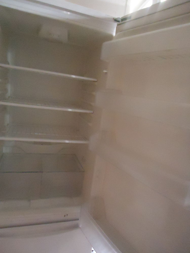 Réfrigérateur Blusky  200 Granges-les-Beaumont (26)
