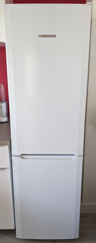 R�frig�rateur combin� cong�lateur CU331-22 LIEBHERR 510 Le Chesnay (78)