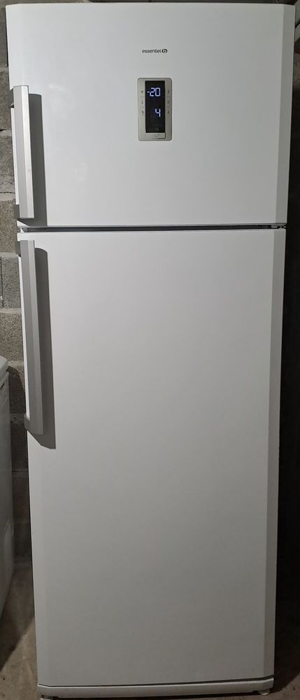 R�frig�rateur / cong�lateur ESSENTIELB 440 litres 240 Quimper (29)