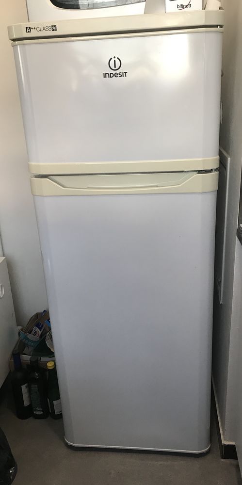 Réfrigérateur / Congélateur INDESIT  100 Paris (75)
