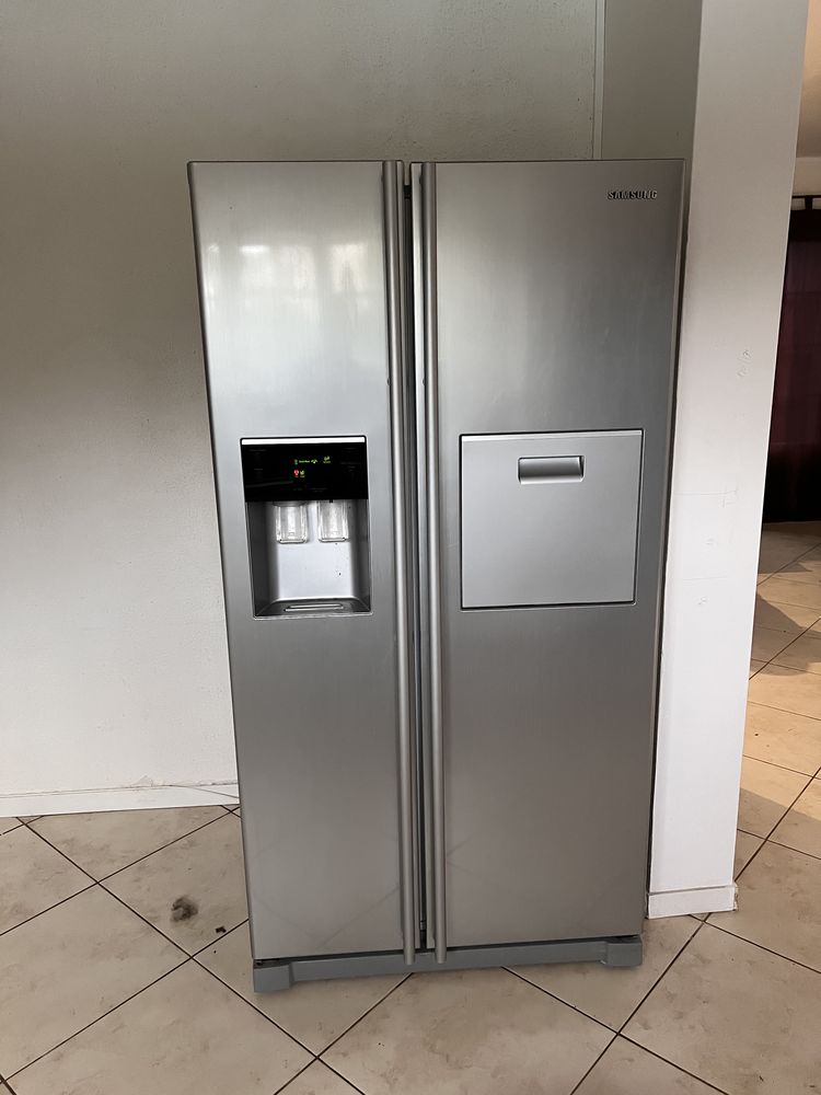 réfrigérateur / congélateur Samsung 300 Roissy-en-Brie (77)