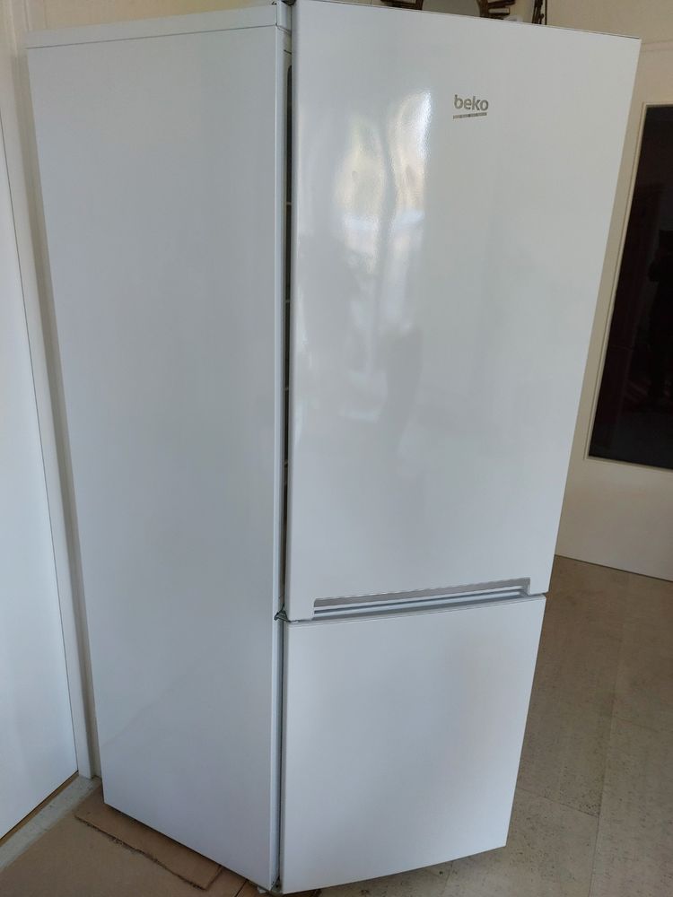 r�frig�rateur cong�lateur tr�s bon �tat 120 Meaux (77)