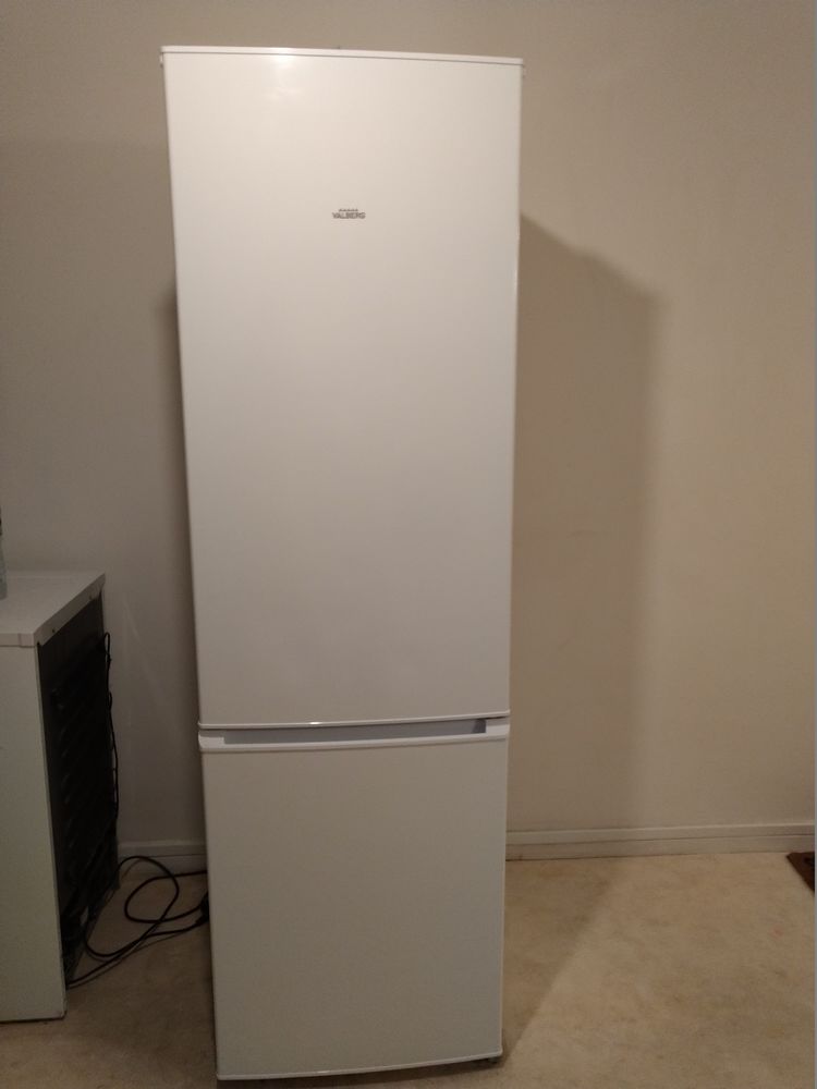 REFRIGERATEUR CONG�LATEUR VALBERG 180 H�nouville (76)