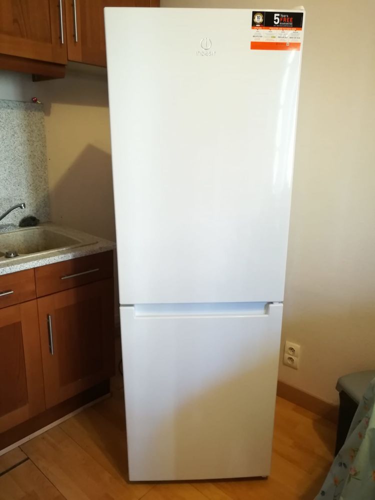 R�frig�rateur cong�lateur 260 Bordeaux (33)