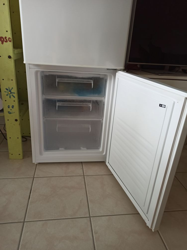 R�frig�rateur cong�lateur 80 Neuville-sur-Sa�ne (69)