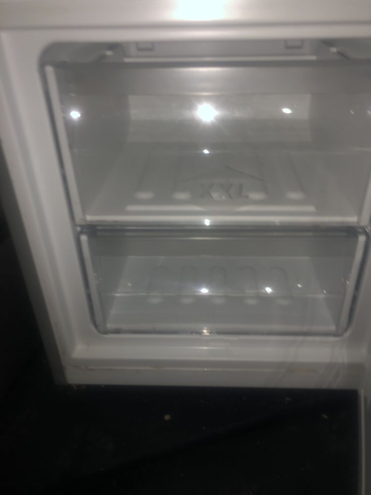 r�frig�rateur cong�lateur 150 �tampes (91)