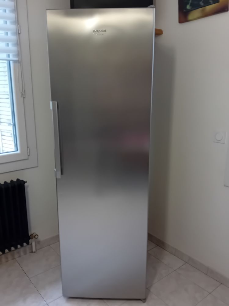 R�frig�rateur garantie Ariston. 199 Romans-sur-Is�re (26)