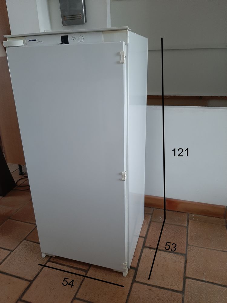 R�frig�rateur int�grable 100 Sainte-Marie-de-R� (17)