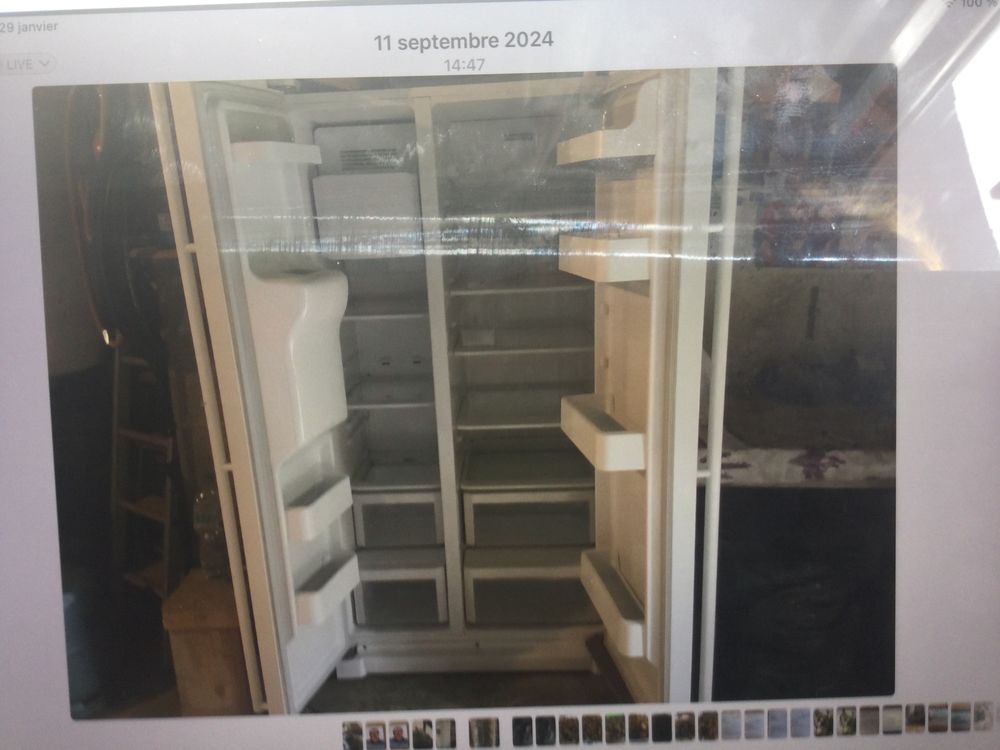 R�frig�rateur Samsung blanc avec distributeur d'eau 250 Rioz (70)