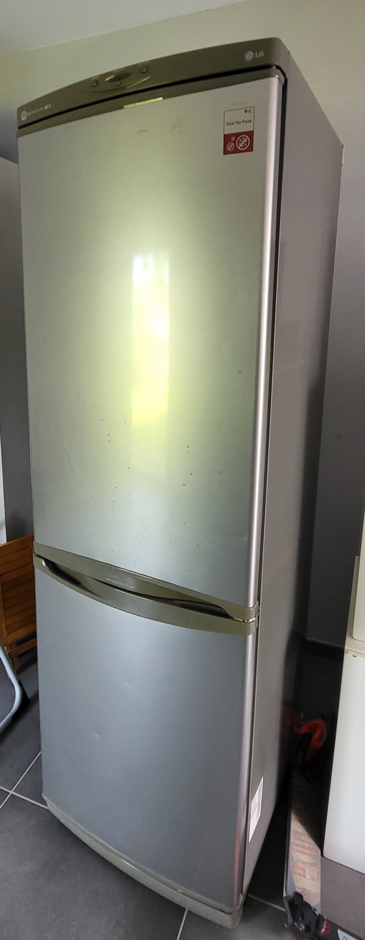 R�frig�rateur LG en Tr�s bon �tat 240 Saint-Martin-d'H�res (38)