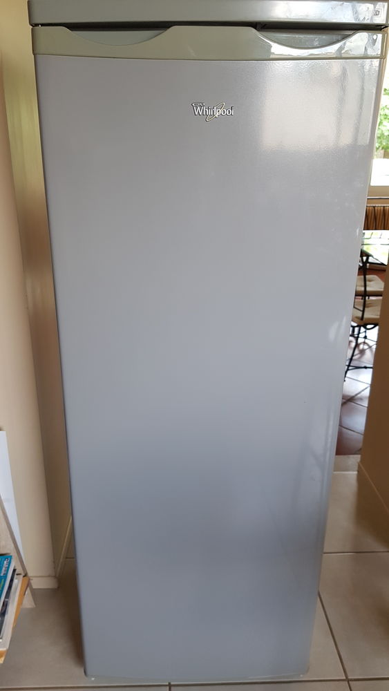  AV REFRIGERATEUR WHIRLPOOL 1 porte 125 Fronsac (33)