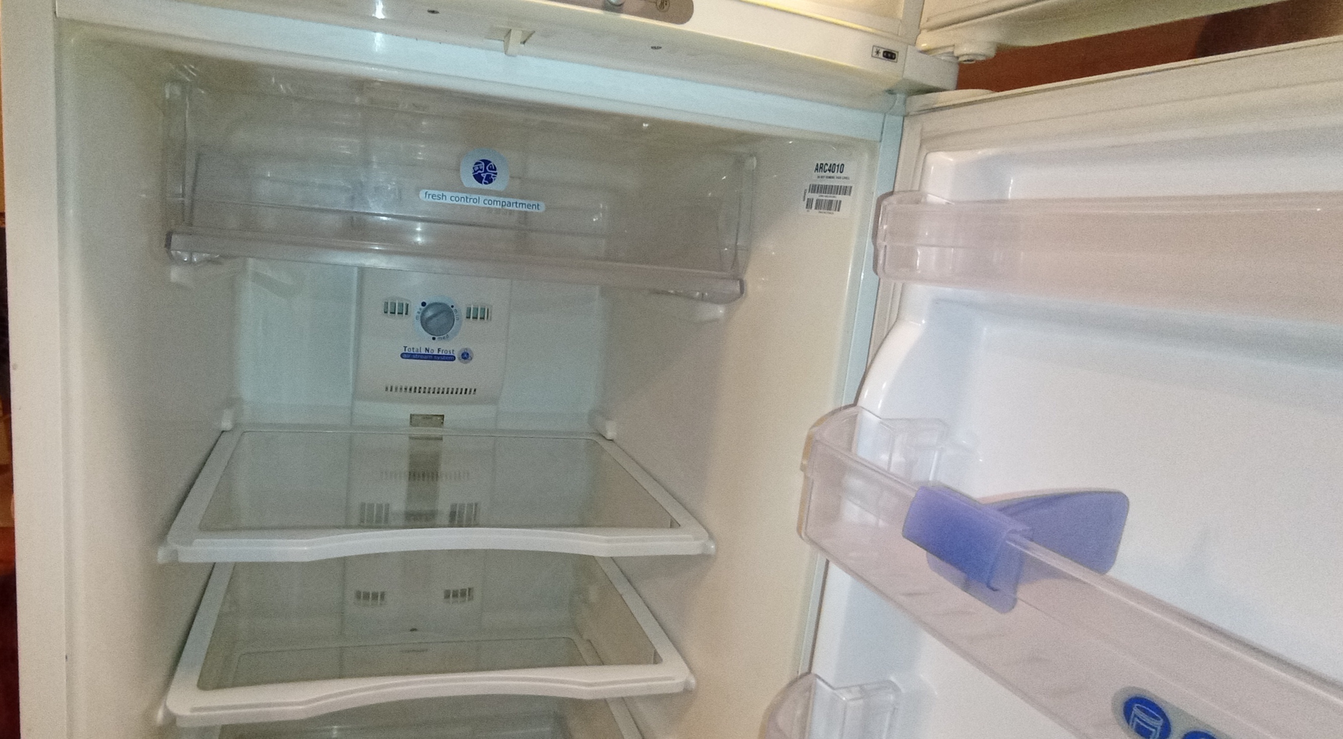 R�frig�rateur WHIRLPOOL 120 Saint-Mamert-du-Gard (30)