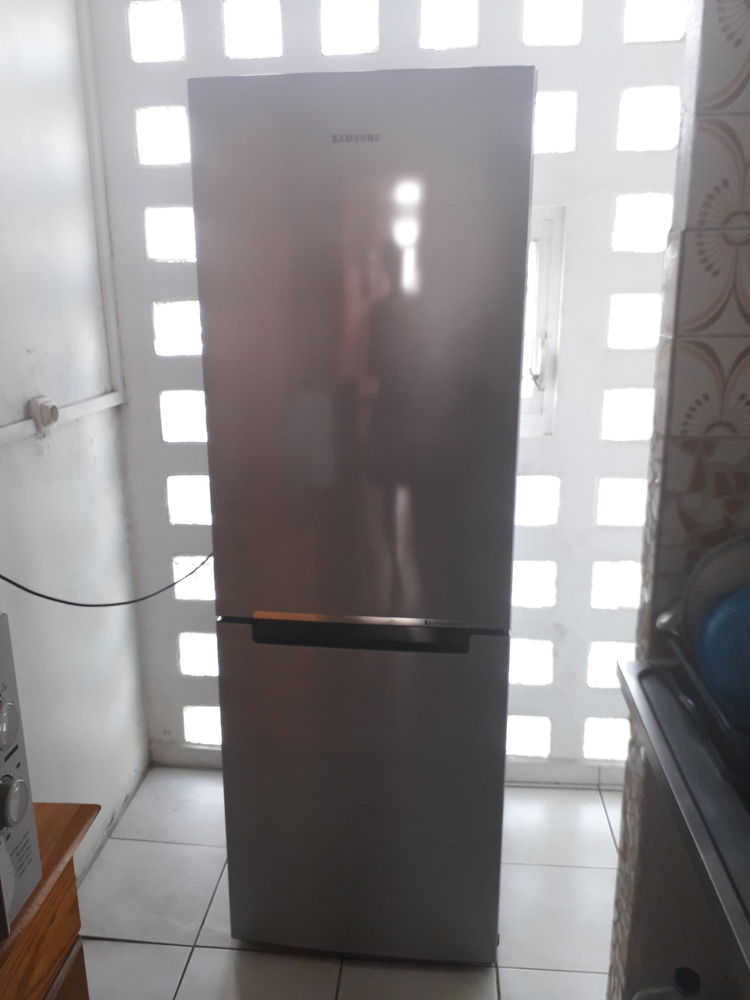 r�frig�rateur 350 Le Gosier (97)