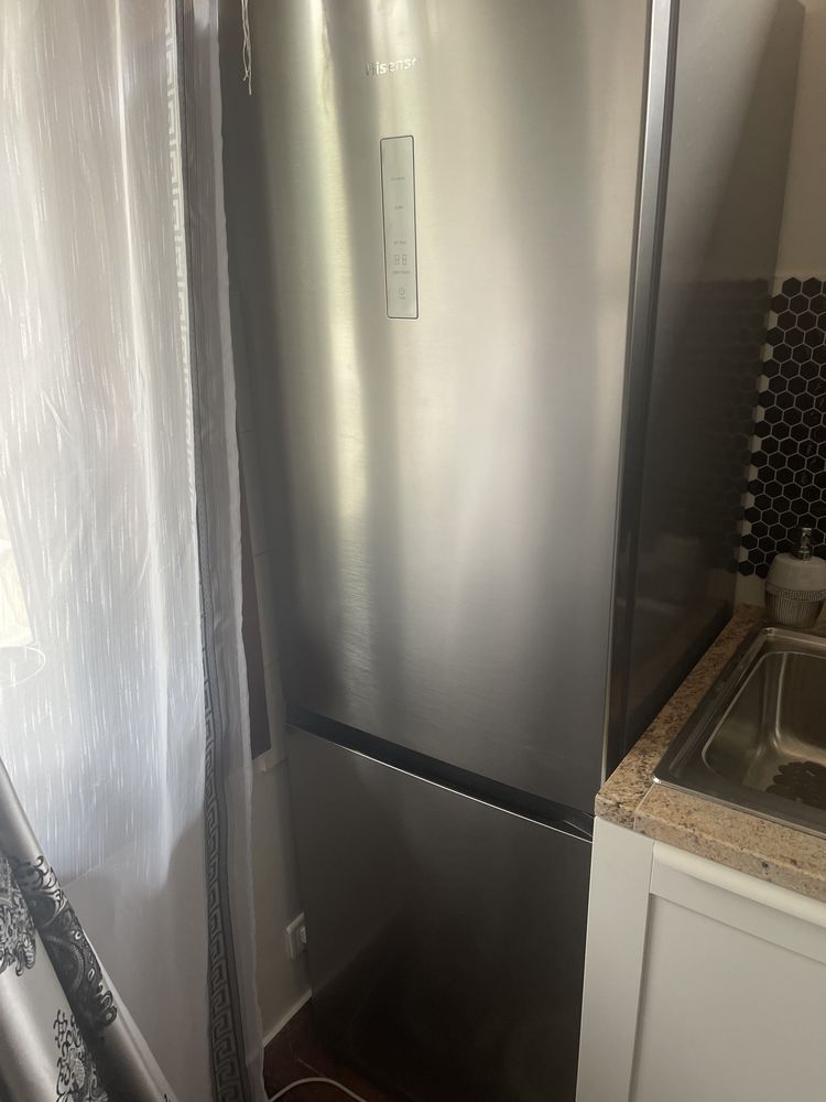 Refrigerator combine Hisense  0 Sèvres (92)
