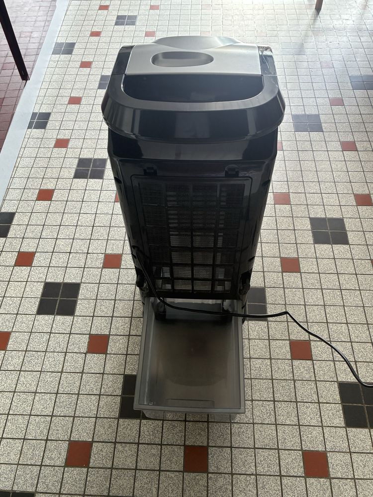 refroidisseur d'air aeg excellent �tat 70 V�lines (24)