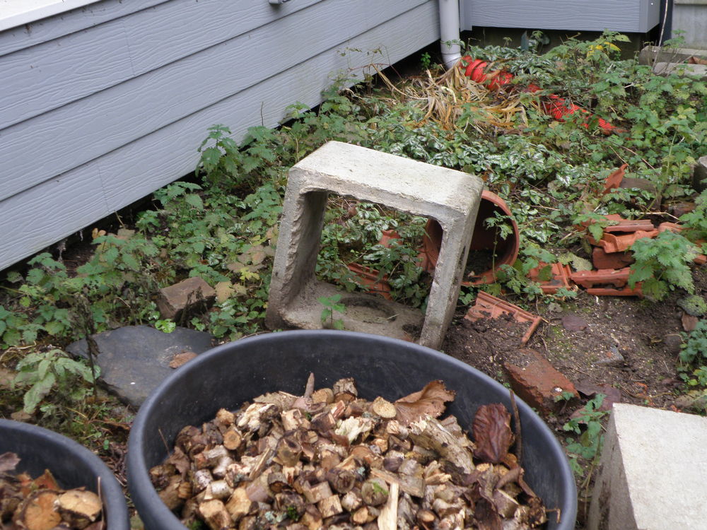 r�hausse en ciment ht 31 cms par 45 cms de cot�s 0 Saint-Pierre-de-Varengeville (76)